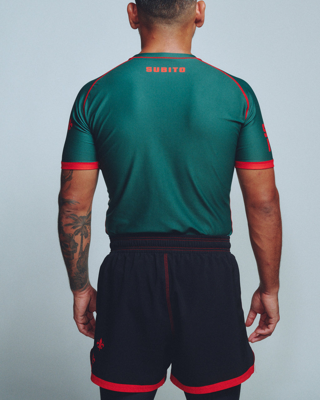 Banner Rash Guard Vol. 1